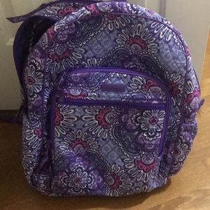 This is a purple vera Bradley bag I’m selling
